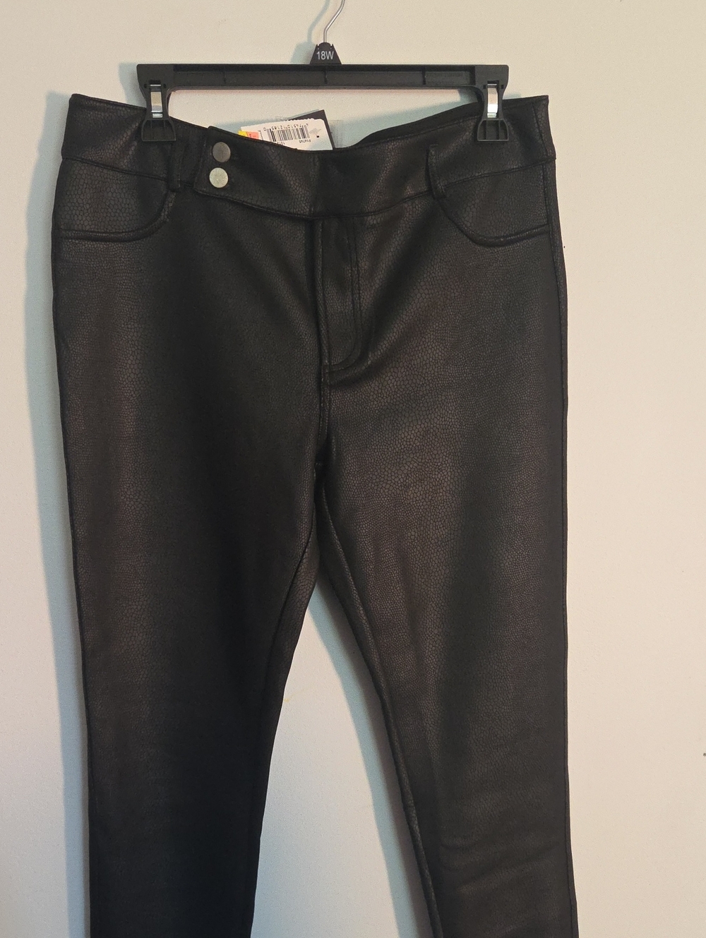 Women’s Black Coated Leggings - Picture 3 of 6